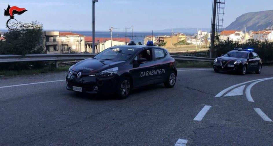 Molestava i vicini di casa con minacce ed insulti, divieto di dimora nel comune di Bagnara  Calabria per una donna sessantenne 