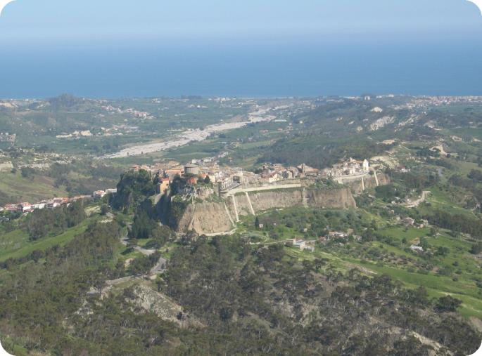 images Assunti tutti i lavoratori ex Lsu Lpu al Comune di Caulonia, soddisfatta la Cisl Fp