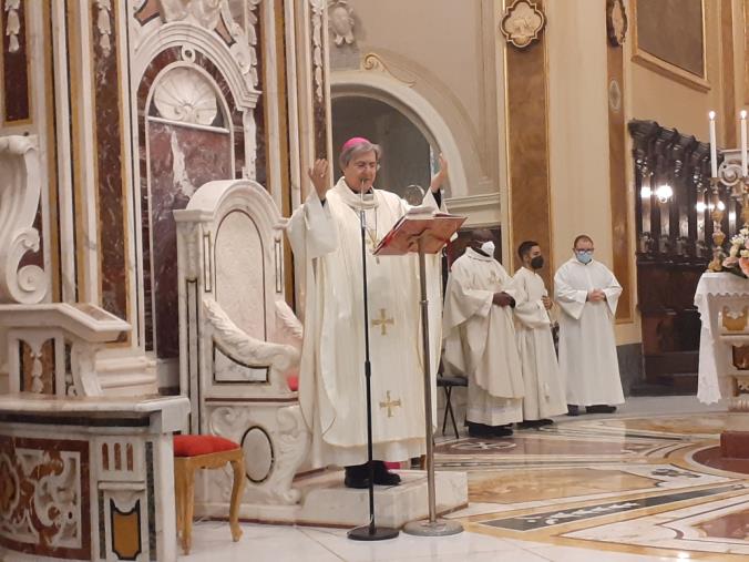 images "Ritrovare lo stupore": la Solennità della Sacra Famiglia nell'omelia di monsignor Savino a Cassano
