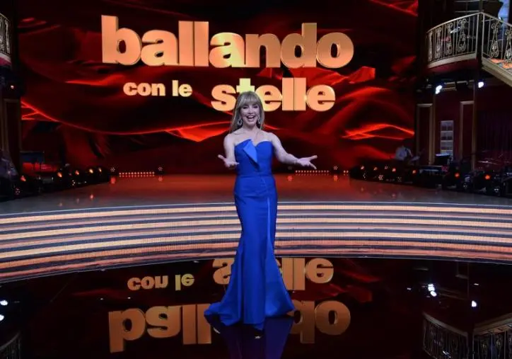 images "Ballando con le stelle", la troupe a Catanzaro. Fiorita: "Sarà in prima serata su Rai 1"