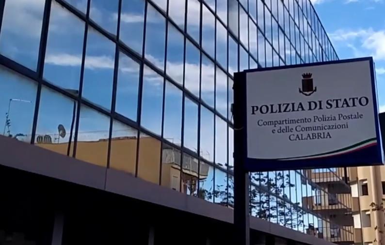 images Reggio Calabria, beccato con materiale pedopornografico: arrestato un 42enne