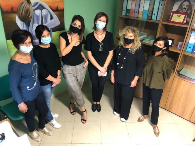 images Ai laboratori del Centro Antiviolenza Astarte si aggiunge il nuovo corso di sartoria