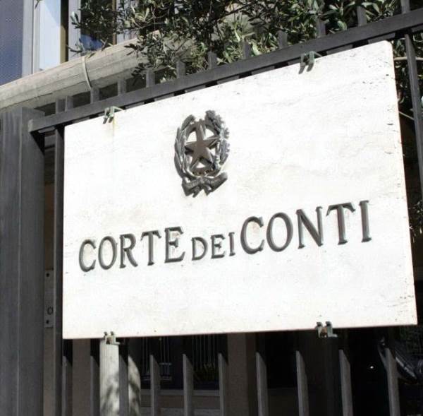 images Debiti e risultati "alterati", la gestione del Comune di Cosenza messa a nudo dalla Corte