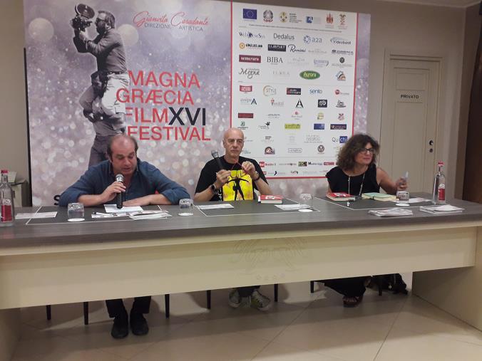 images Massimo Cotto apre il Magna Graecia Book Festival con il suo “Rock Live” (VIDEO)