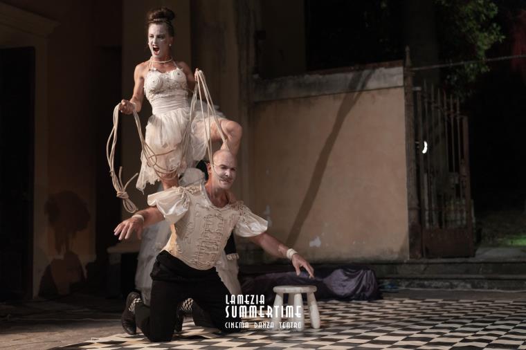 images Lamezia Summertime 2019. Magia, burattini e arte circense a TeatrOltre 