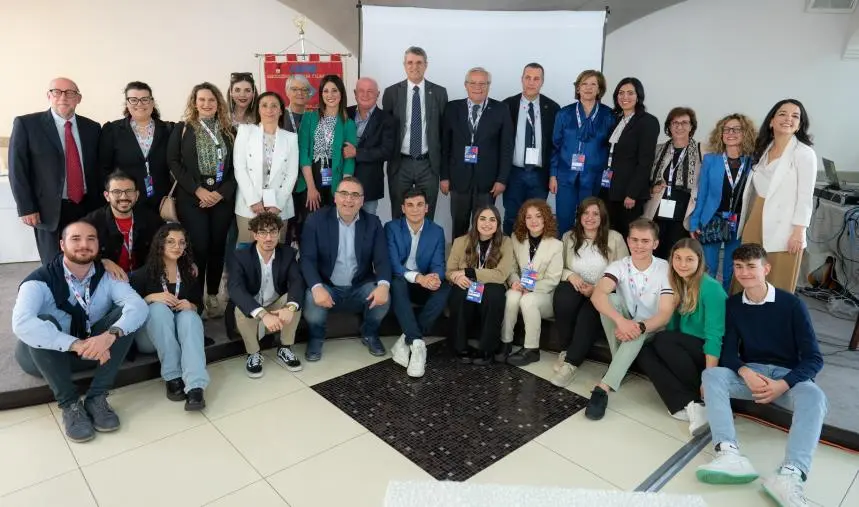 images AVIS, successo per il progetto nazionale “R.I.S.E.”: premiato il liceo “Guerrisi” di Cittanova