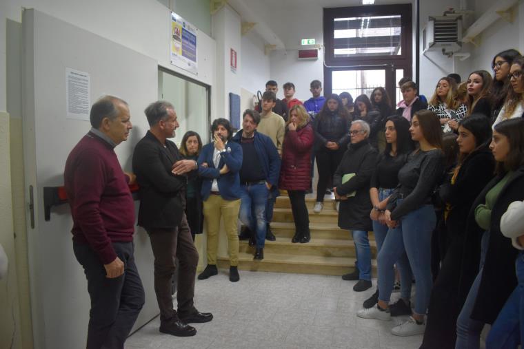 L'ITAS "B. Chimirri" intitola un'aula al prof Daniele Pecoraro (VIDEO)