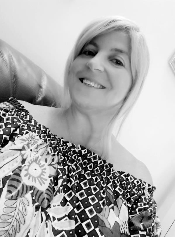 Addio alla Santelli. Rita Durante: "Balla ancora presidente, la vita ti ha tolto troppo presto a noi"