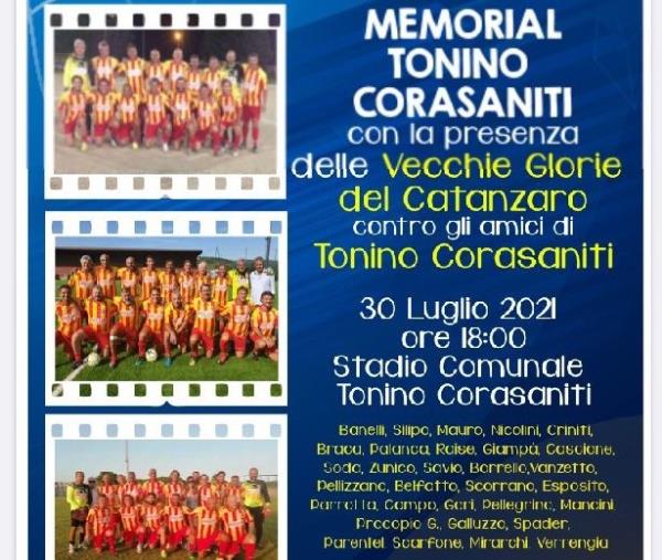 images Davoli, le vecchie glorie del Catanzaro fanno gol per Tonino Corasaniti 