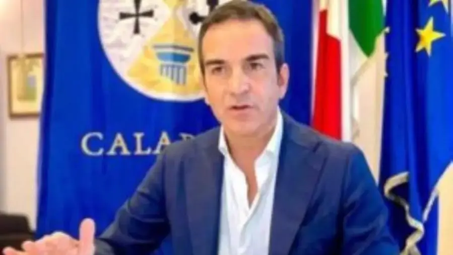 Occhiuto tra i governatori più amati, coordinamento provinciale di FI: “Presidente, vada avanti portando a compimento il lavoro avviato"