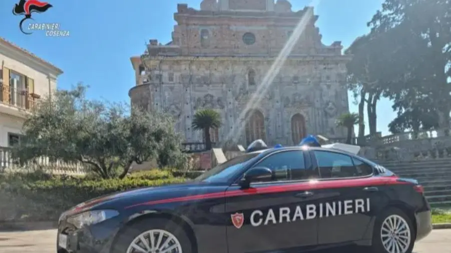 images Rende, finto Carabiniere tenta di truffare un anziano