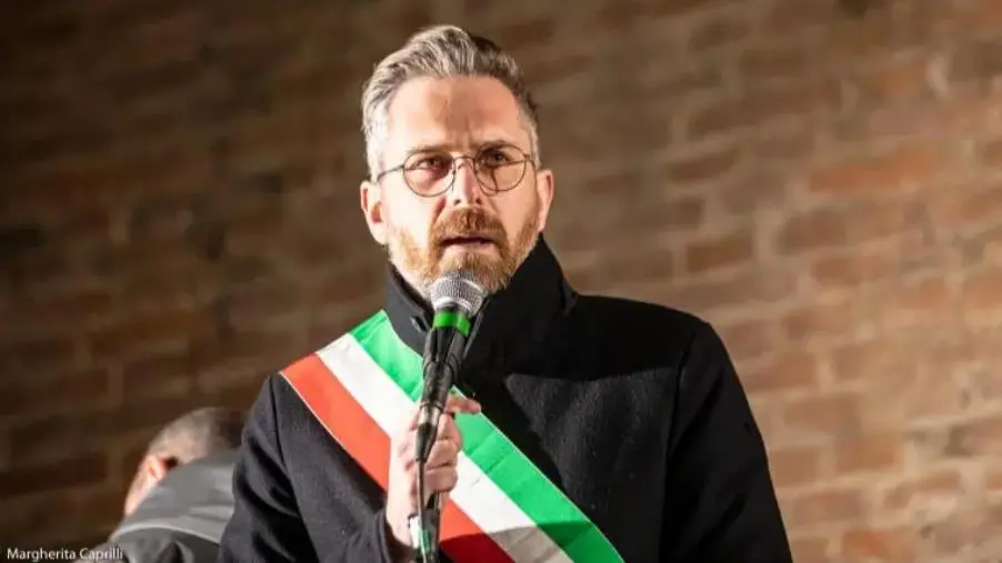 images Trasferimento salme migranti, il sindaco di Bologna si esprime a favore delle famiglie 