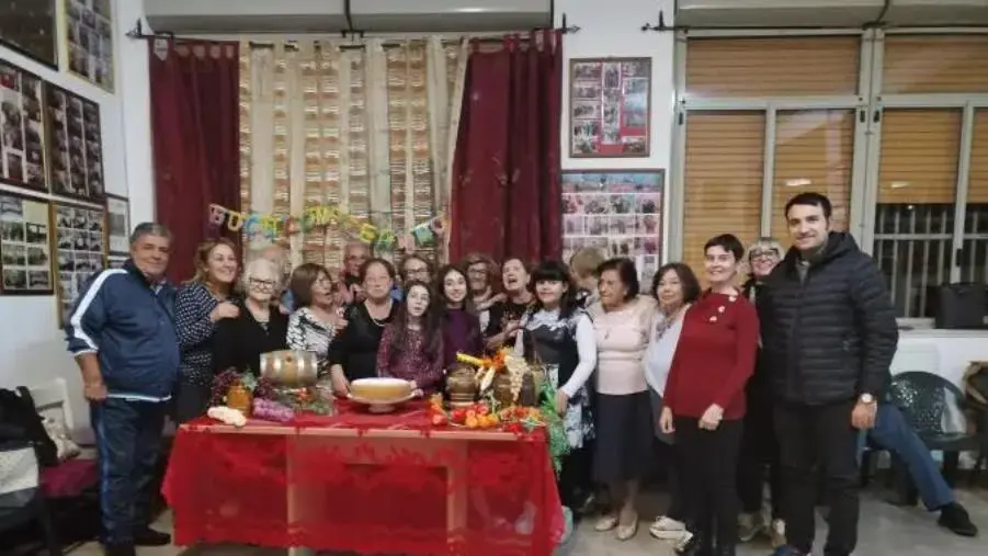 images Nel quartiere Pontegrande l'associazione "Amica" festeggia San Martino in allegria e familiarità