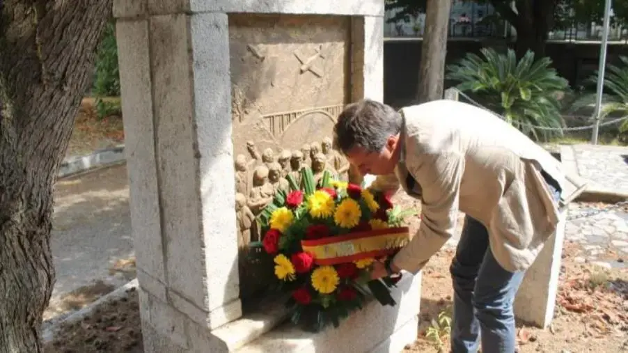 images 80° anniversario del bombardamento di Catanzaro: l'omaggio del Comune