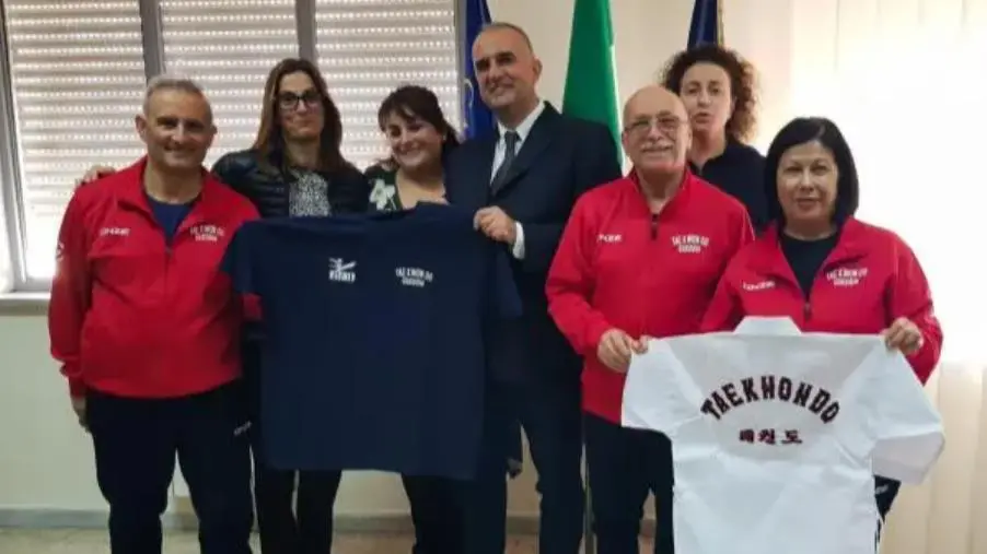 images Il Taekwondo sale in cattedra all’I.C. Manzoni di Catanzaro: convenzione con l'Asd Guerra