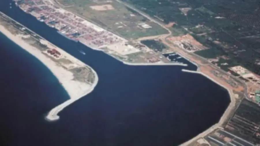 images Operaio morto nel porto di Gioia Tauro, Andrea Agostinelli a giudizio