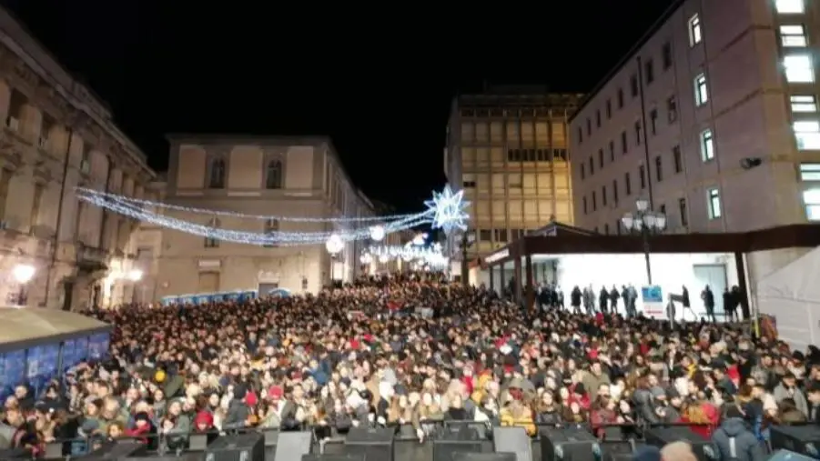 images Capodanno a Catanzaro, le disposizioni per parcheggi, navette e funicolare 