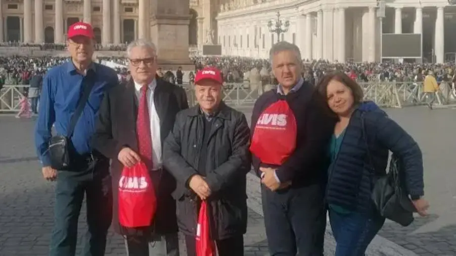 images Anche una delegazione dell'Avis calabrese in udienza da Papa Francesco