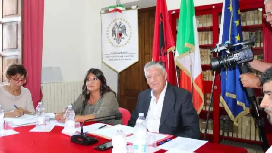images Prima riunione dei sindaci dell’Arberia di Calabria a San Demetrio Corone