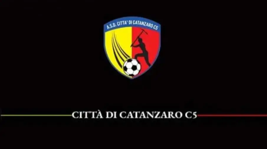 images Futsal.  Città di Catanzaro, che poker! Fazio, Rocca, Marino e Poggi in giallorosso