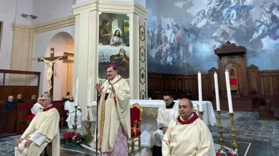 images L'omelia di Natale di Monsignor Claudio Maniago nella cattedrale di Squillace 