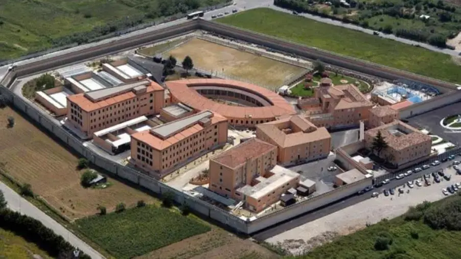 images “Coltivando la Libertà”, i detenuti del carcere di Cosenza coltivano erbe aromatiche  