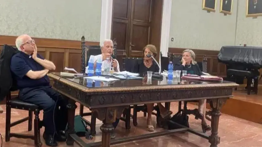 images Catanzaro: pace, dialogo e nuovo umanesimo secondo il prof. Giuseppe Cognetti