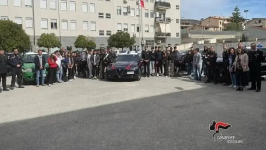 images Cultura della legalità, i carabinieri di Roccella Jonica incontrano le scuole