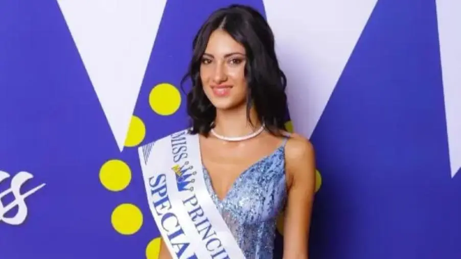 images “Miss Principessa d’Europa”, la catanzarese Chiara Cosentino conquista la fascia "Speciale" (FOTO)