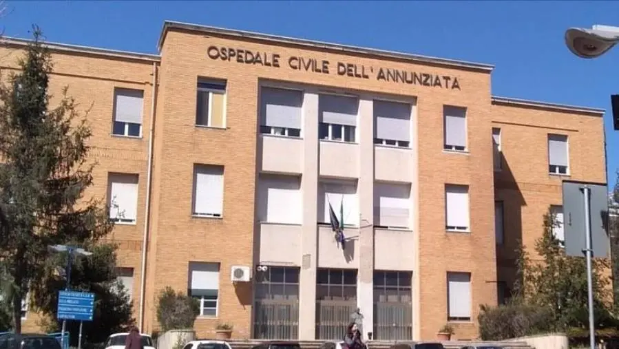 images Ospedale Annunziata di Cosenza, la Cgil segnala "gravi criticità in sala operatoria"