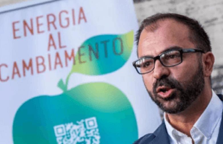 images La scuola secondo il ministro Fioramonti: "Presidio di legalità, di innovazione e di riscatto sociale"