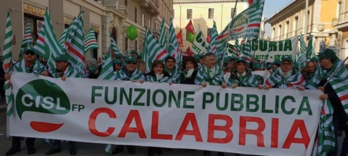 images Infermieri Covid, ancora 11 giorni per decidere. La CISL FP Calabria chiede la proroga dei contratti di lavoro