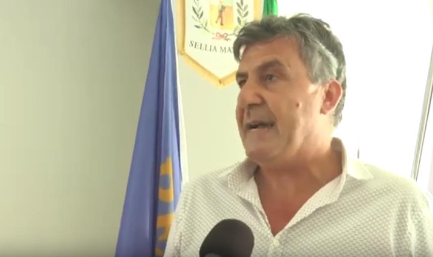 images Sellia Marina. Il sindaco Mauro: "Per i vaccini urge l'ausilio di task force territoriali"