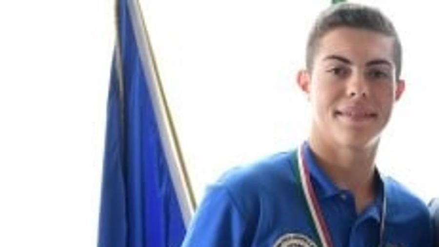 images Pesca sportiva, il reggino Galimi è campione del mondo Under 16 di Surfcasting