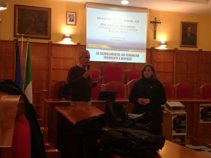 Dalila Nesci presenta a Girifalco la proposta di modifica della legge sullo scioglimento dei Comuni in odore di mafia 