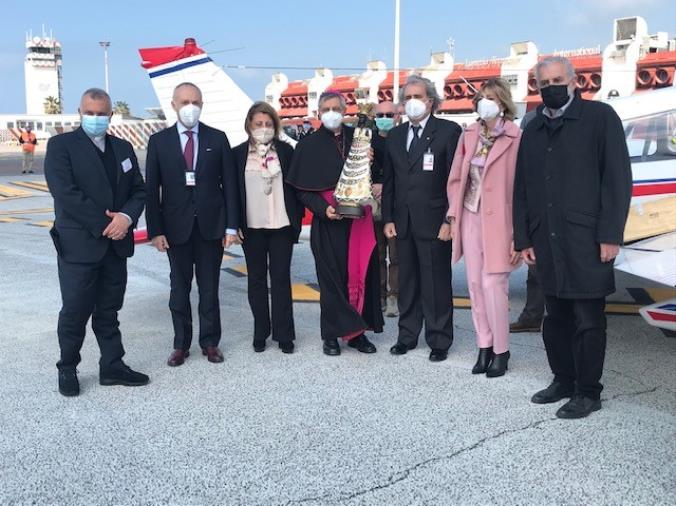 L’aeroporto di Lamezia Terme accoglie la Virgo Lauretana nell’ultima tappa della Peregrinatio Mariae in Calabria 