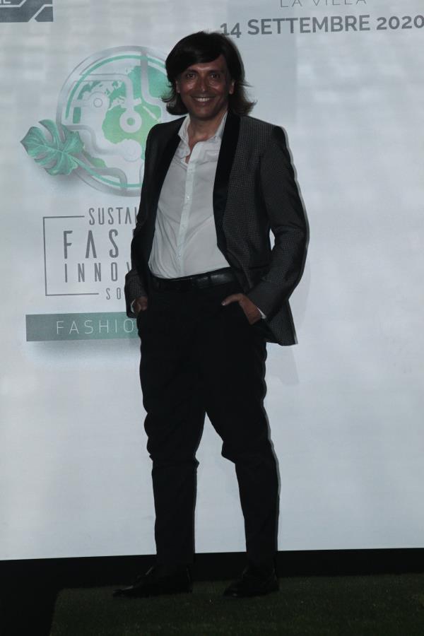 images La moda green in passerella con Anton Giulio Grande, ospite d'onore a Roma alla prima fashion week all’insegna dell’eco sostenibilità