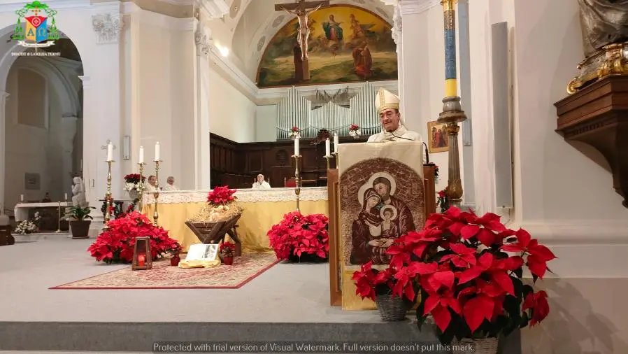Natale, la messa del vescovo Parisi a Lamezia Terme 