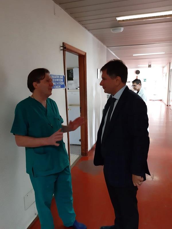Visita del consigliere regionale Pedà al Grande ospedale Metropolitano