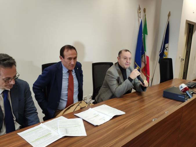 Taglio guardie mediche nel Catanzarese, Cotticelli ai sindaci: "Fate una proposta. Quella dell'Asp è un'ipotesi di lavoro"