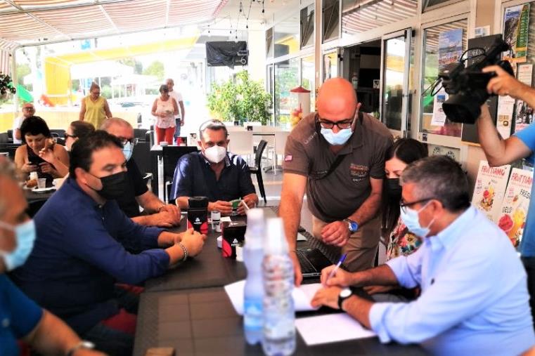 images Cassano. Consegnati i lavori di realizzazione del collettore rete fognaria in località Laghi di Sibari
