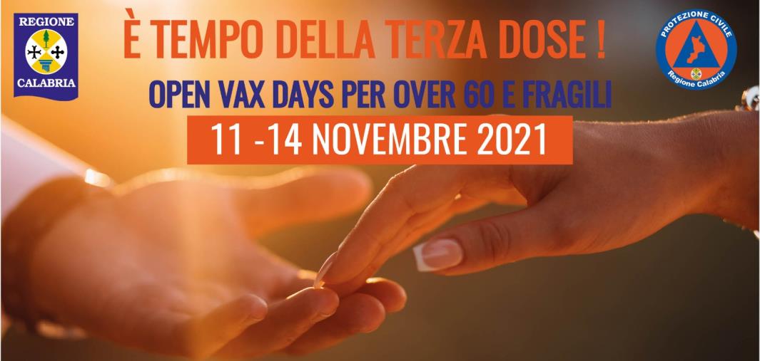 images Vaccini. La Prociv Calabria: "E' tempo della terza dose: da giovedì a domenica 14 novembre open vax days per over 60 e fragili" 