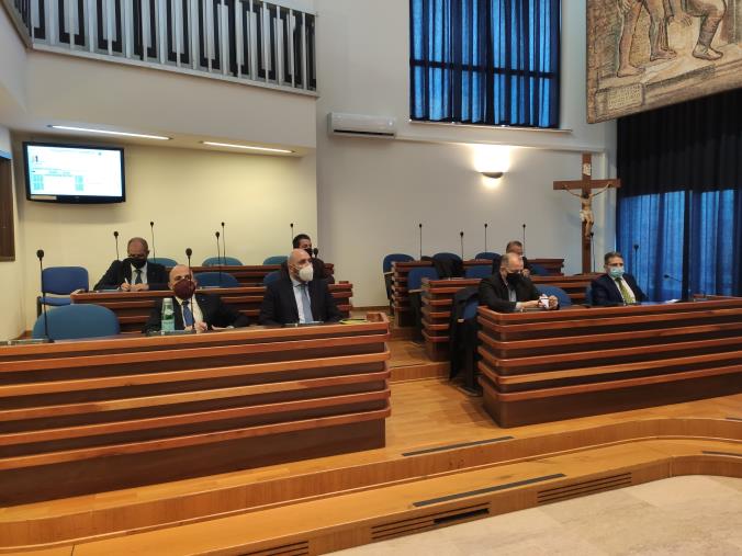 images Prima seduta del 'rinnovato' Consiglio provinciale di Catanzaro, Abramo: "La Regione deve dare più deleghe"  