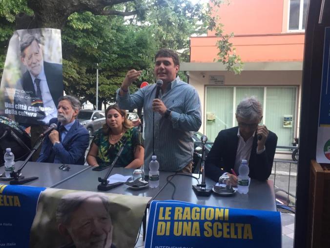 images Comunali, la coalizione di Donato replica al comitato di Fiorita: "Fa sorridere sentire parlare di golpe"