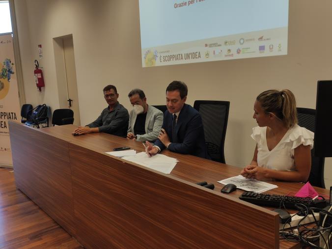 images Al via Start Cup Calabria, l'iniziativa per creare nuove imprese da idee innovative