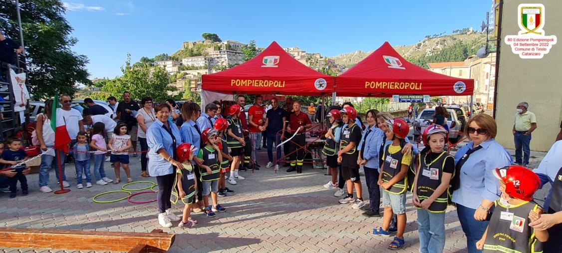 images Tiriolo, entusiasmo per la seconda tappa di Pompieropoli: 100 i bambini presenti