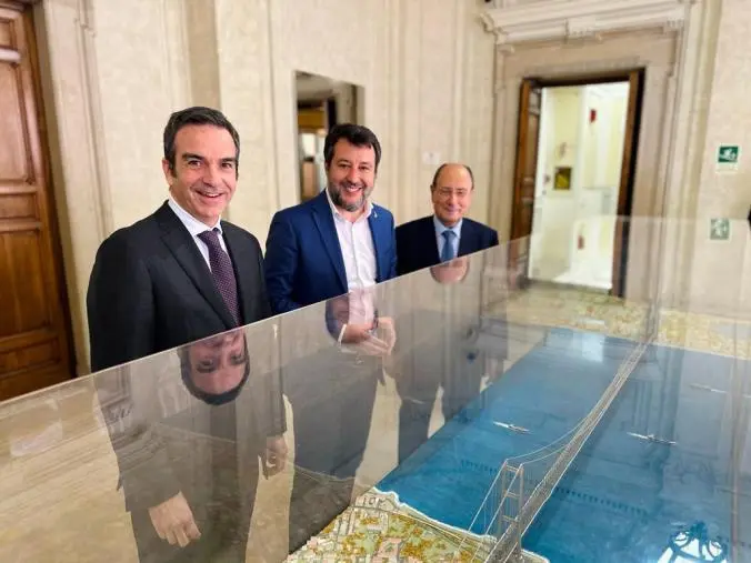 images Infrastrutture, Occhiuto incontra Salvini al Mit: sul tavolo Ponte, A2 e Ss. 106