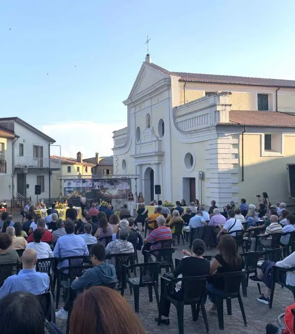 images Premio Kerasion, tutto pronto a San Pietro Apostolo per il Gran Galà degli autori