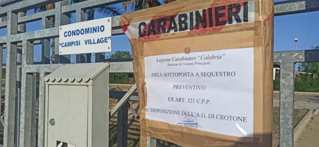 Sequestrato a Crotone il  "Campisi Village"