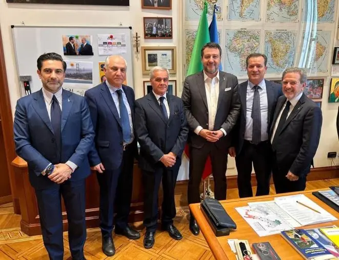 Vertice al Mit: Salvini, Anas e Sindaci sul crollo di Longobucco e sul progetto Pinqua a Lamezia